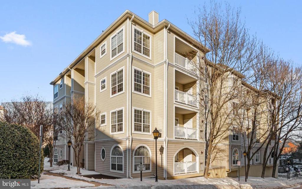 4551 STRUTFIELD LANE 4303