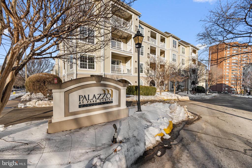 4551 STRUTFIELD LANE 4303