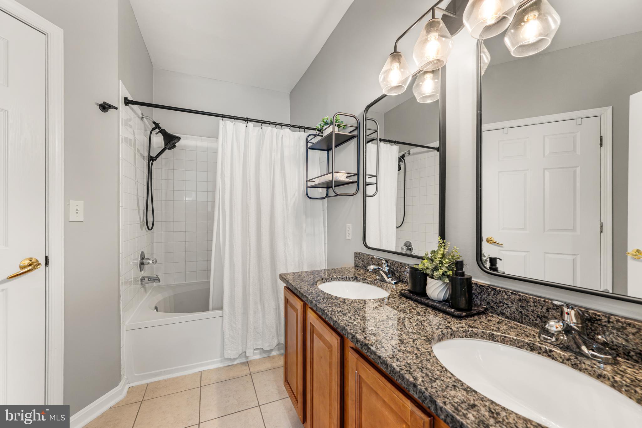 4551 STRUTFIELD LANE 4303