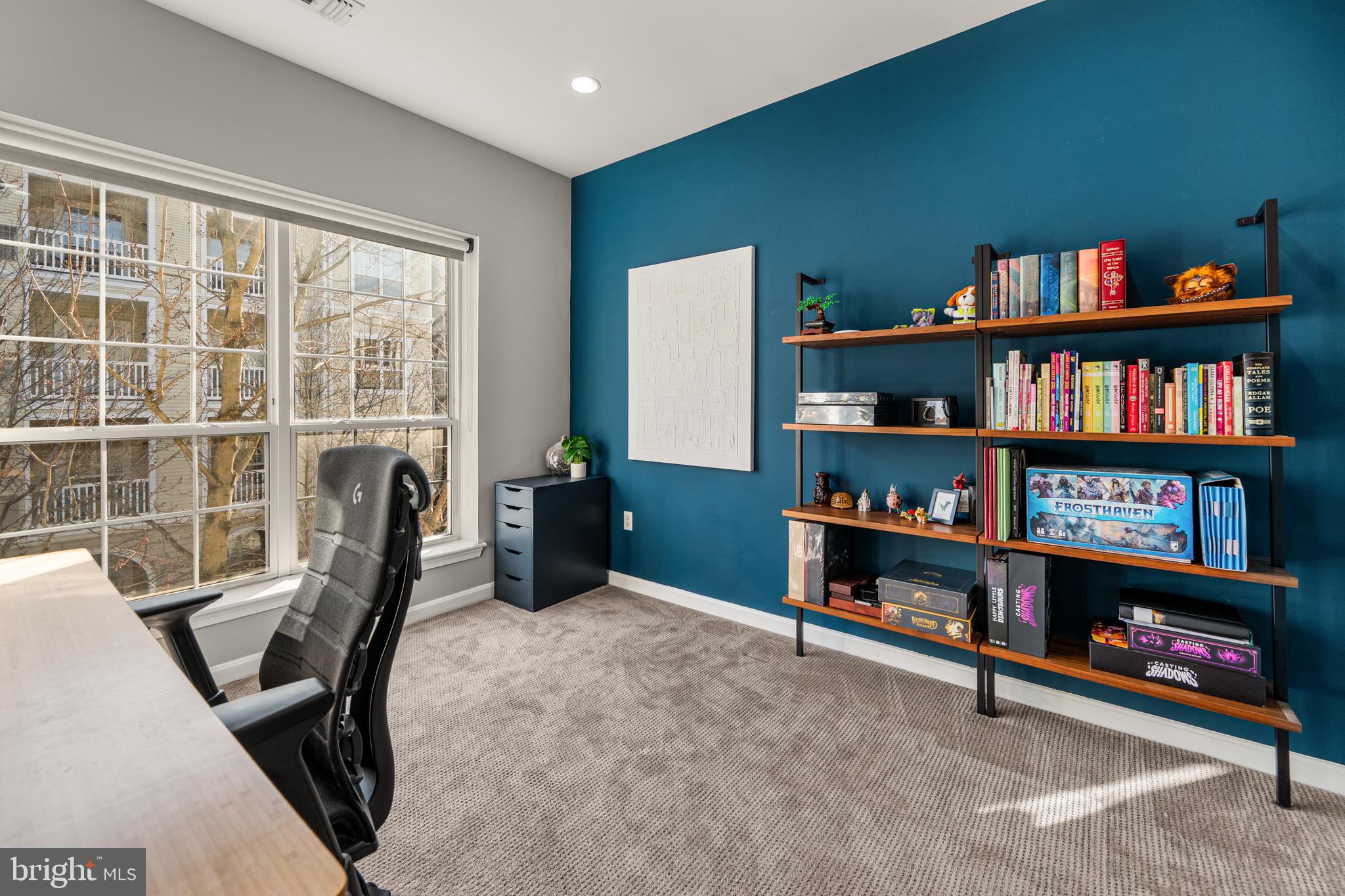 4551 STRUTFIELD LANE 4303