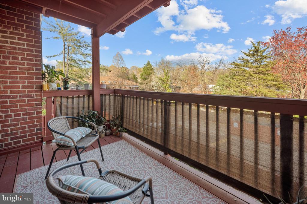 205 SKYHILL ROAD 4