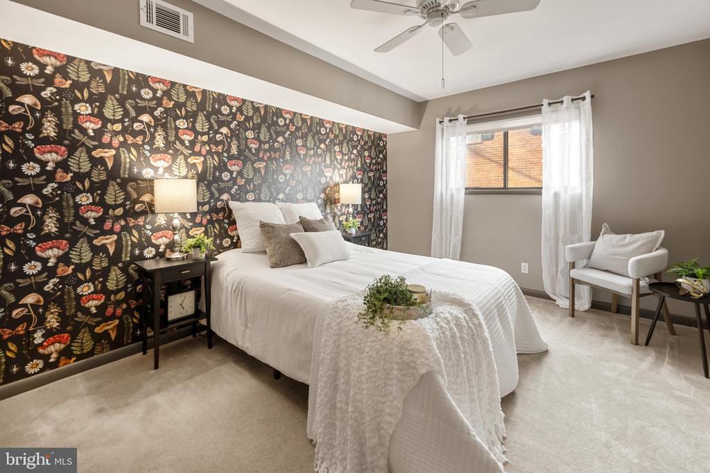 205 SKYHILL ROAD 4