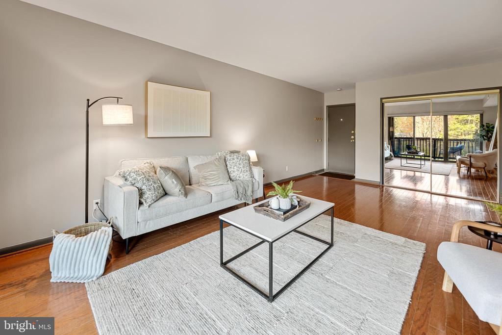 205 SKYHILL ROAD 4
