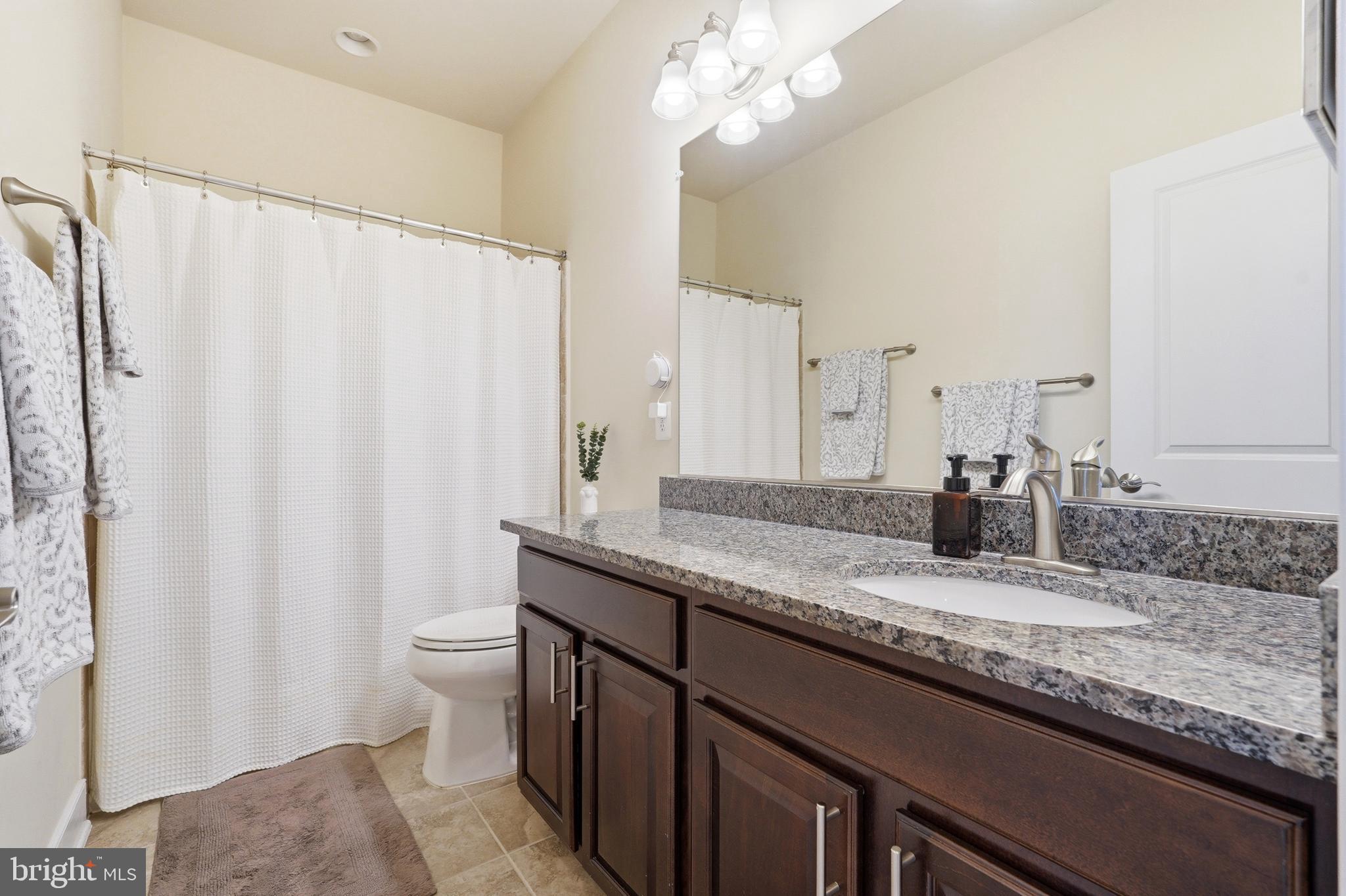 2206 POTOMAC AVENUE 102