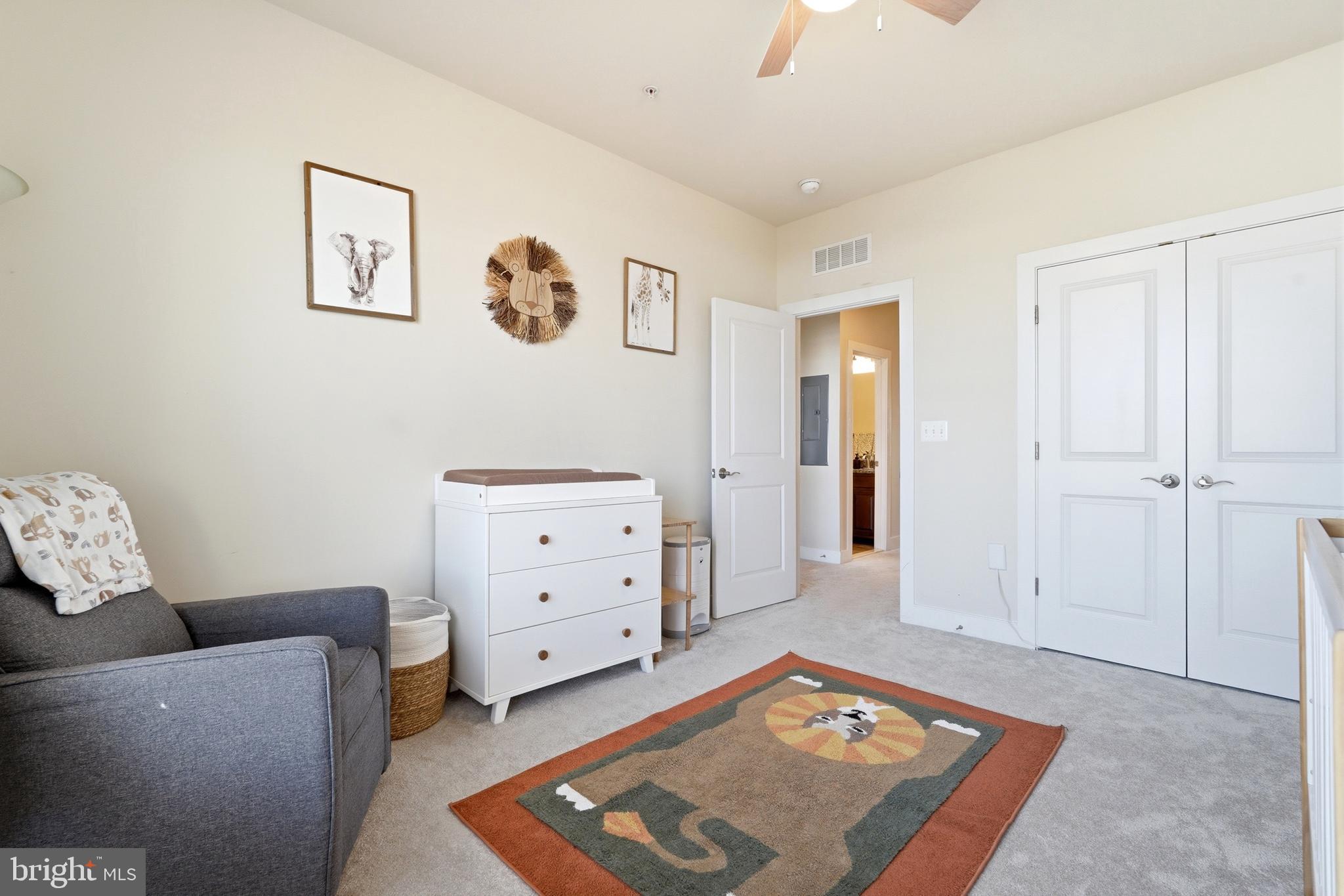 2206 POTOMAC AVENUE 102