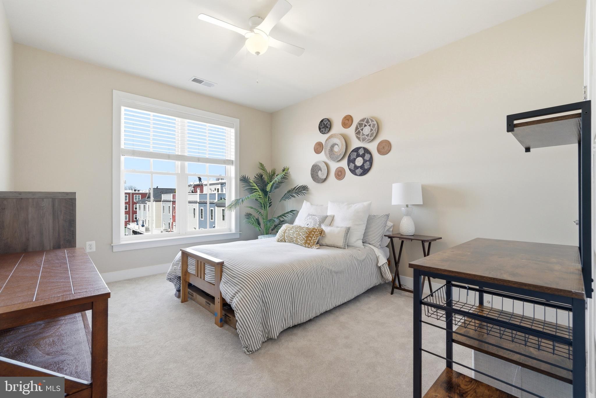 2206 POTOMAC AVENUE 102