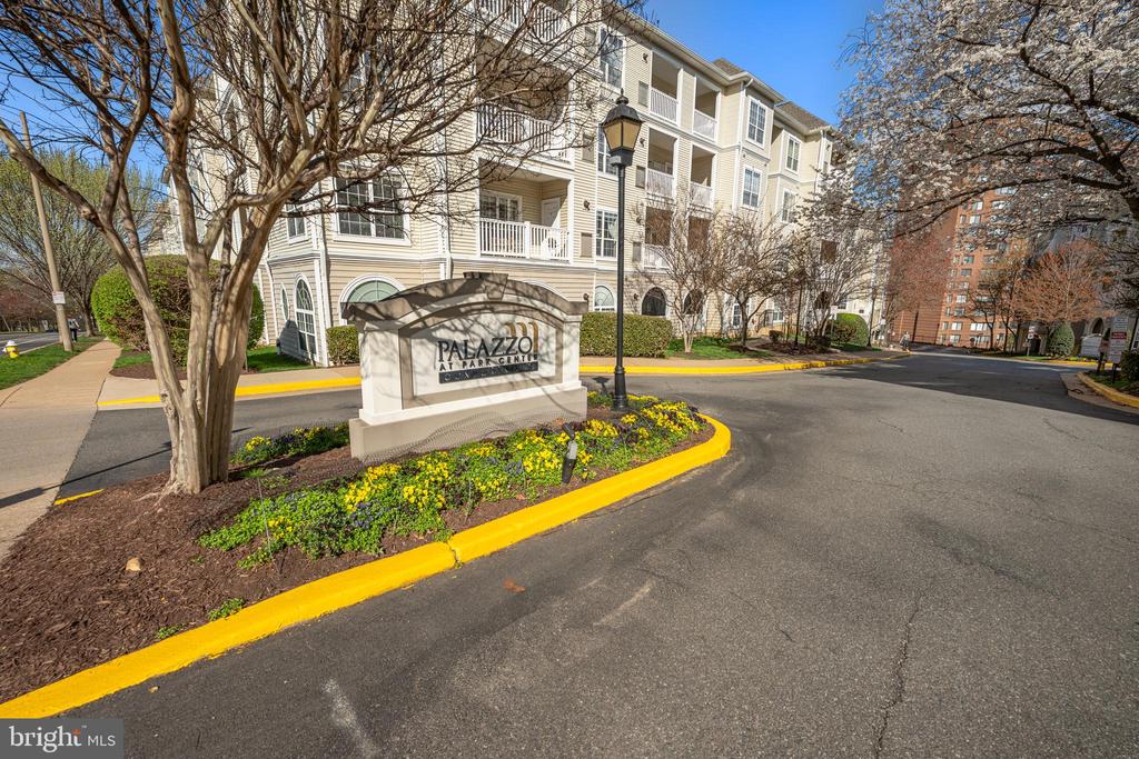 4560 STRUTFIELD LANE 1311