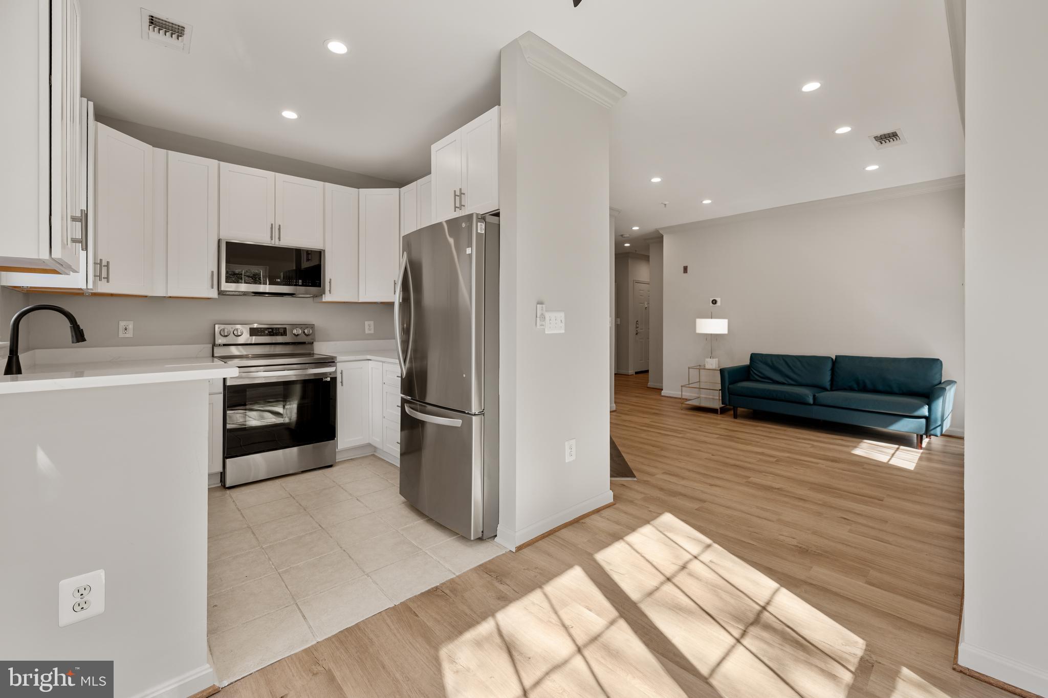 4560 STRUTFIELD LANE 1311