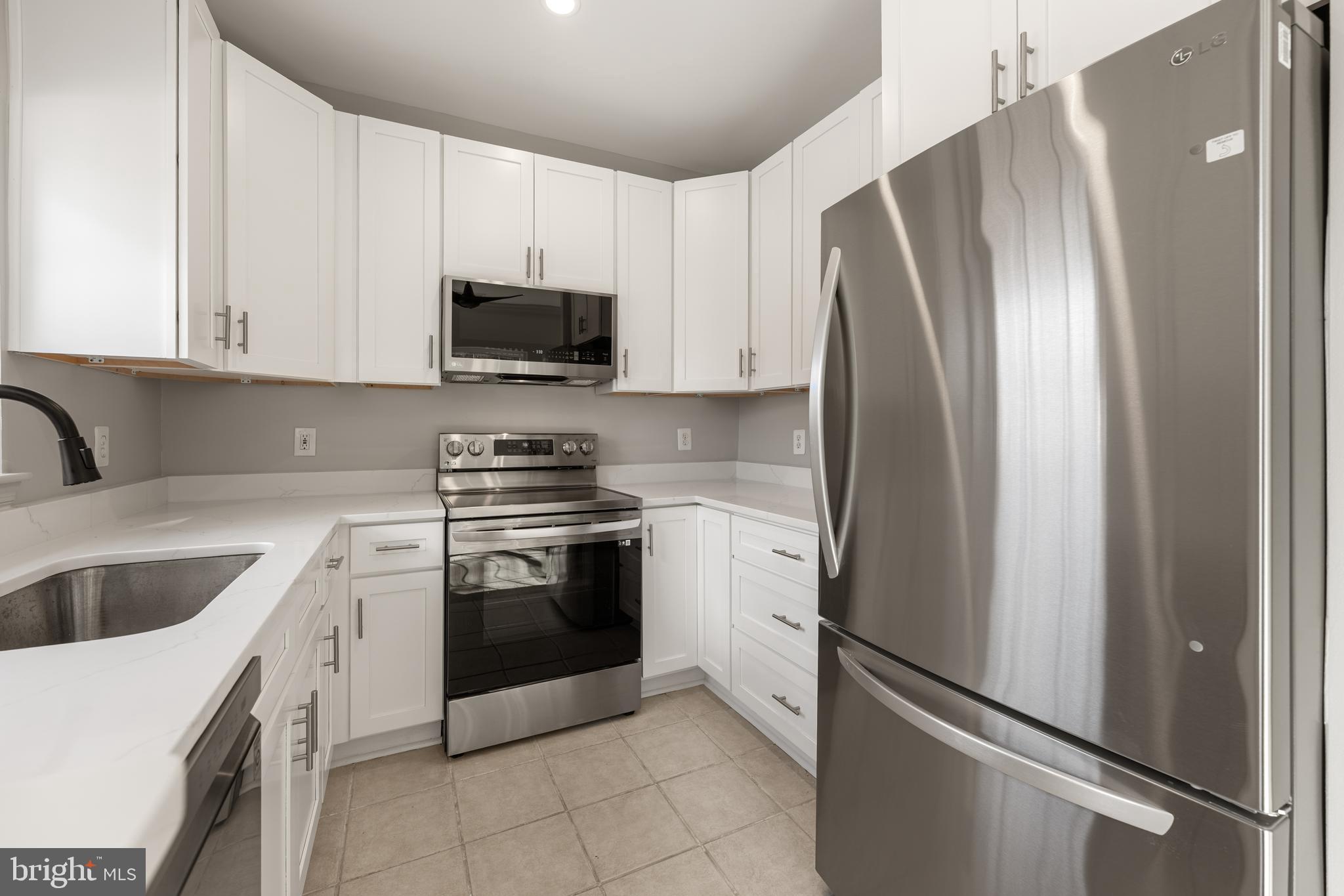 4560 STRUTFIELD LANE 1311
