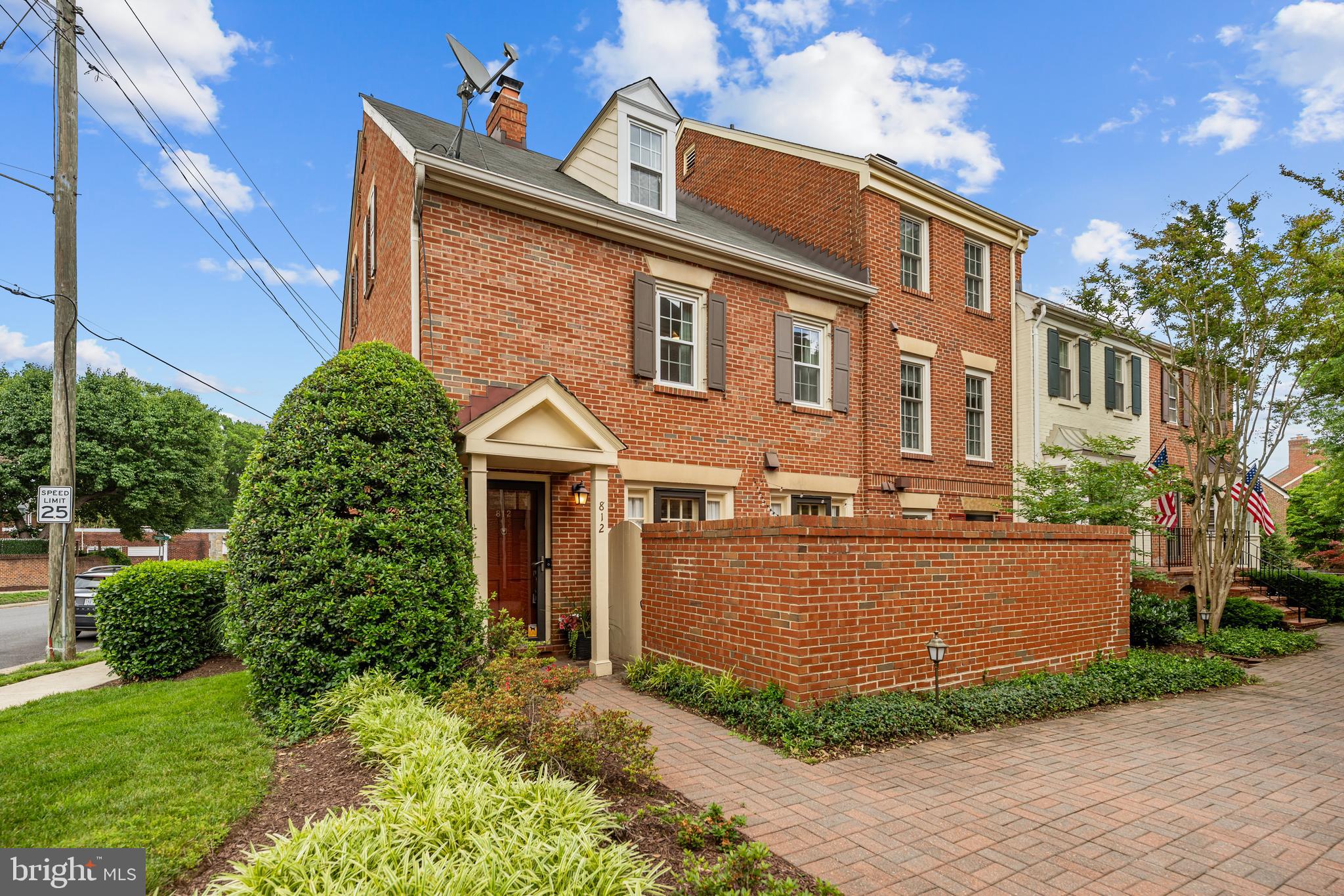 812 BASHFORD LANE