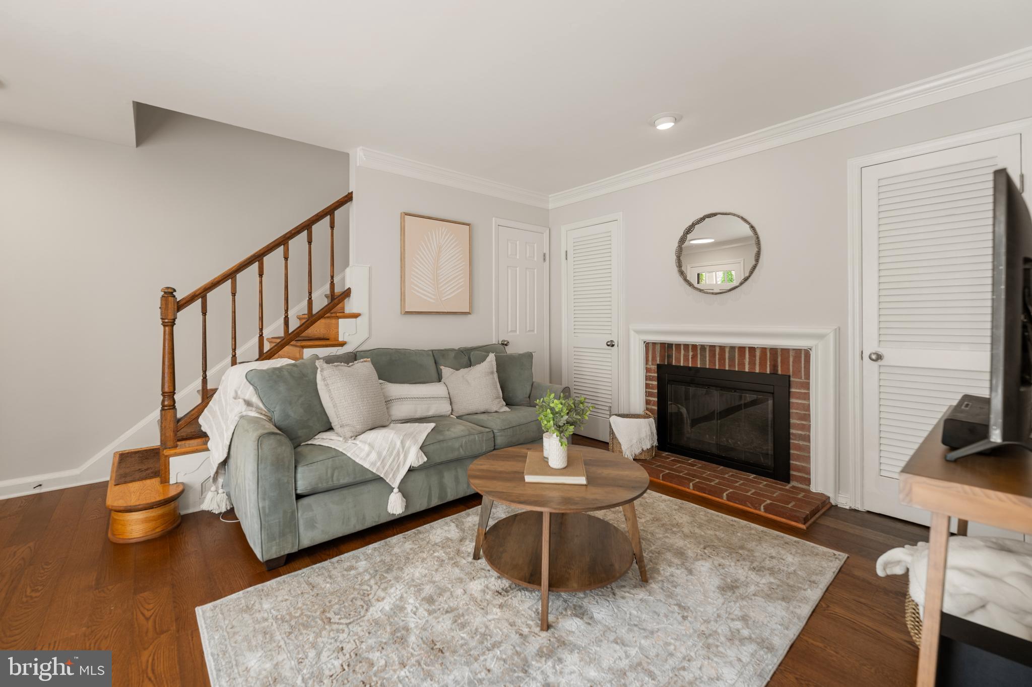 812 BASHFORD LANE