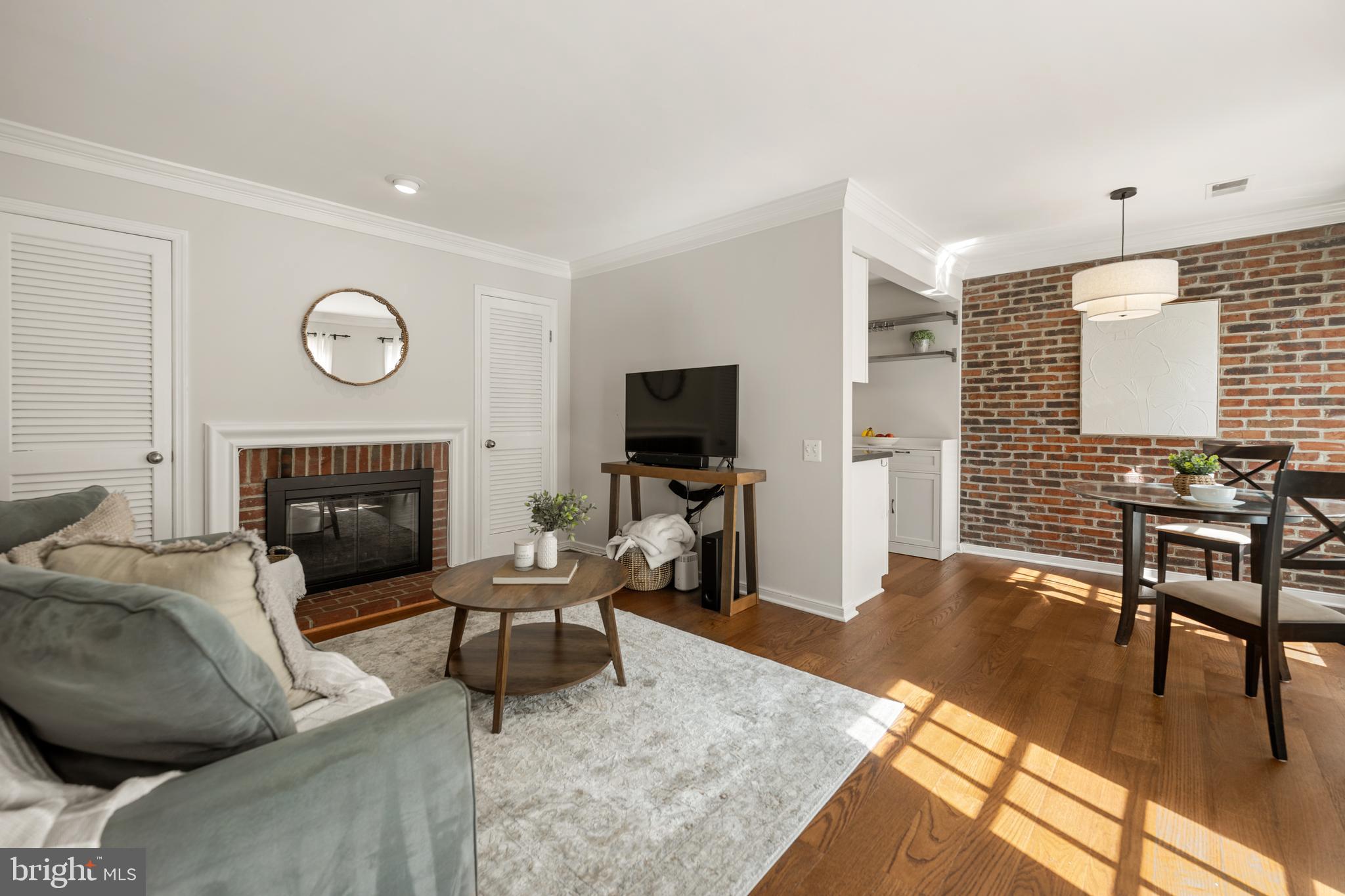 812 BASHFORD LANE