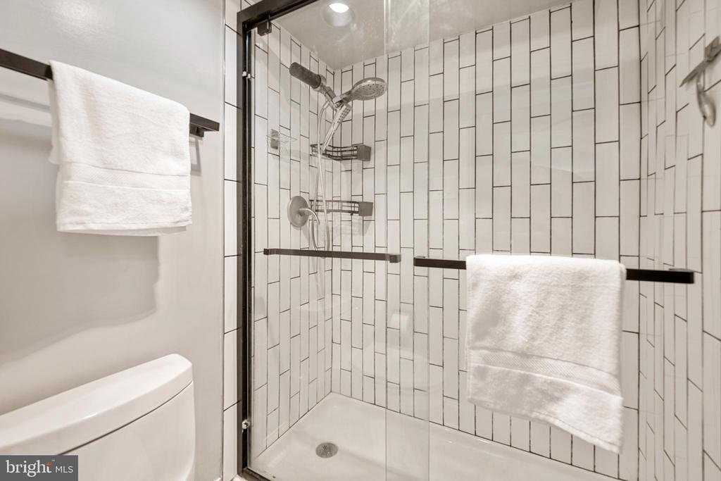 203 YOAKUM PARKWAY 609