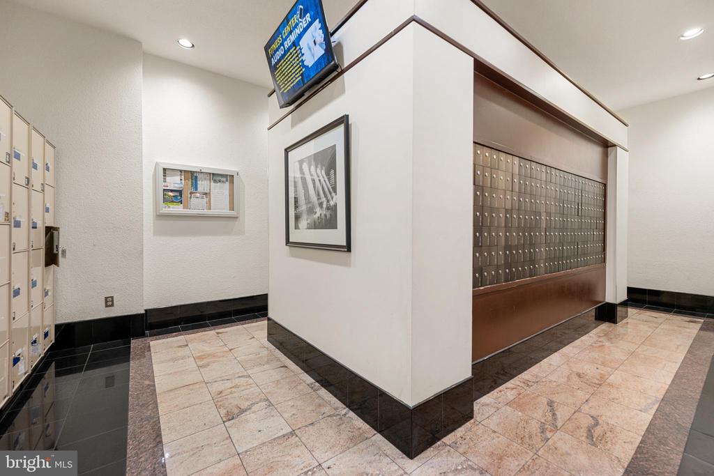 203 YOAKUM PARKWAY 609