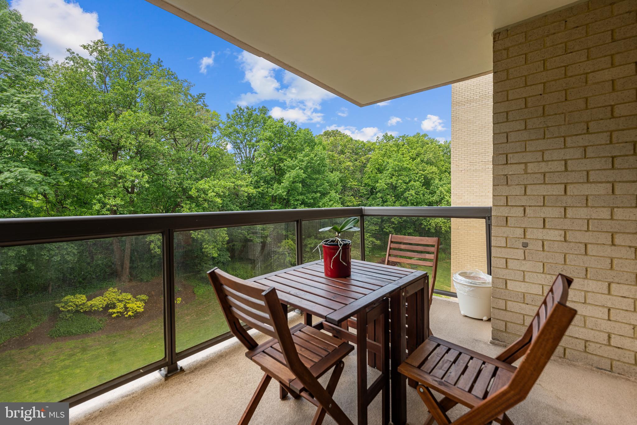 203 YOAKUM PARKWAY 609