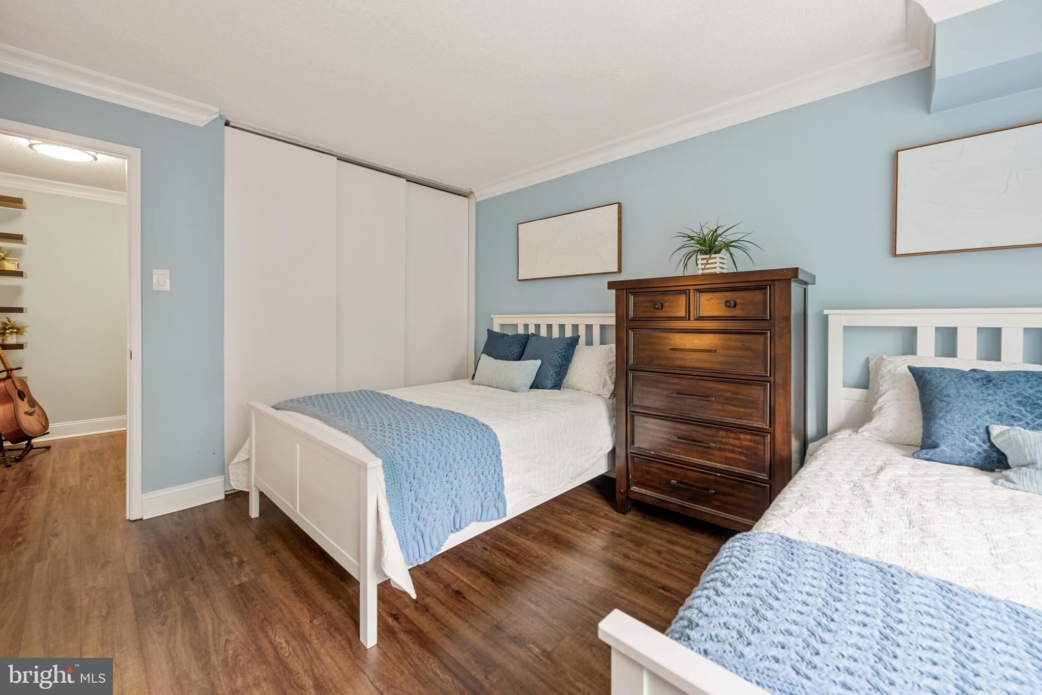 203 YOAKUM PARKWAY 609