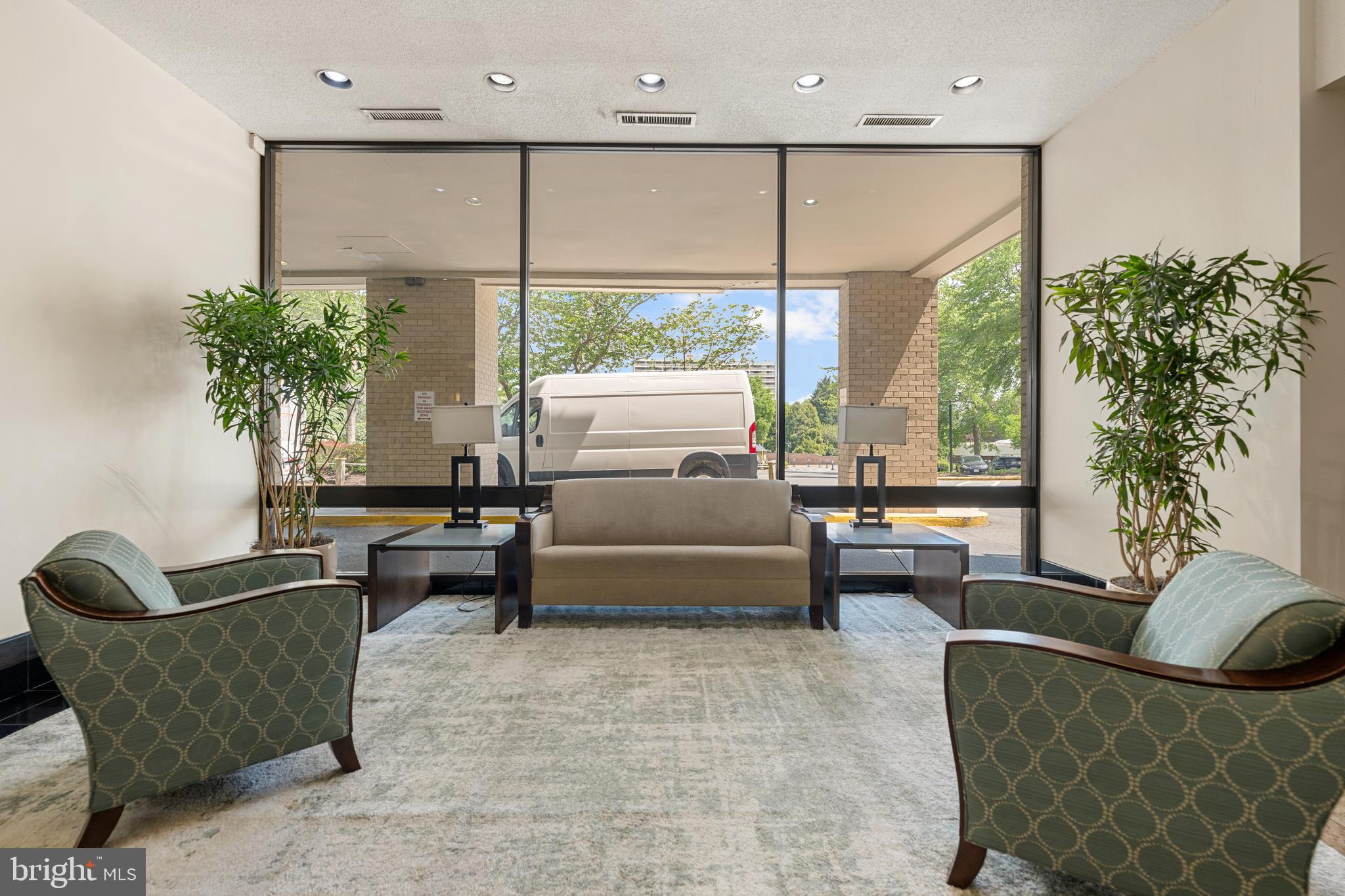 203 YOAKUM PARKWAY 609
