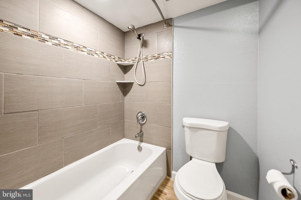 3309 WYNDHAM CIRCLE 1183