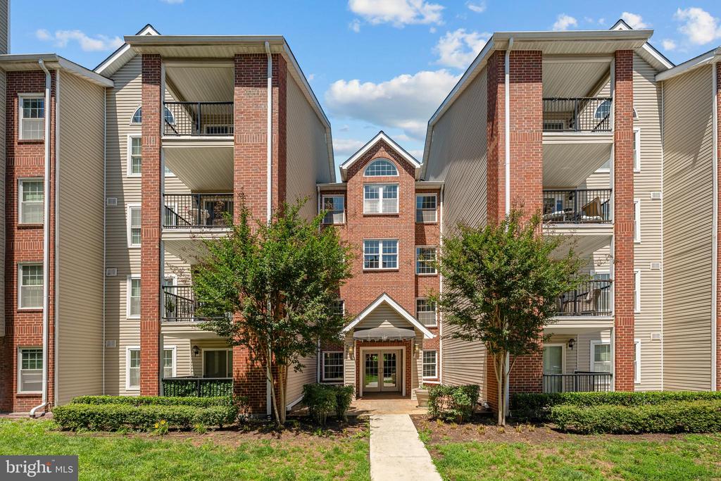 3307 WYNDHAM CIRCLE 2169