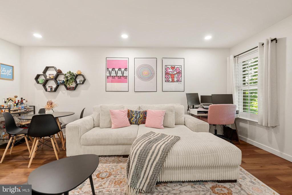 3307 WYNDHAM CIRCLE 2169