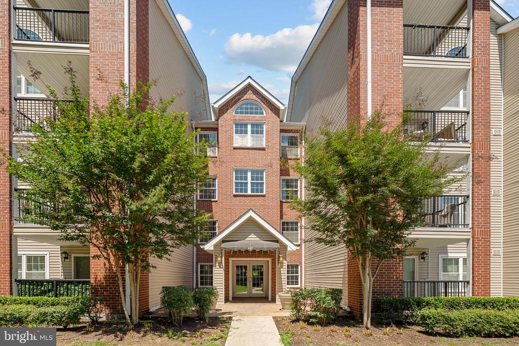 3307 WYNDHAM CIRCLE 2169
