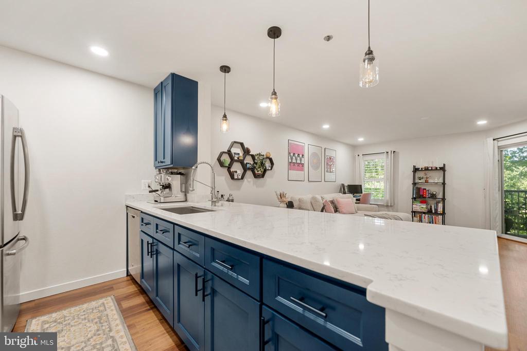 3307 WYNDHAM CIRCLE 2169