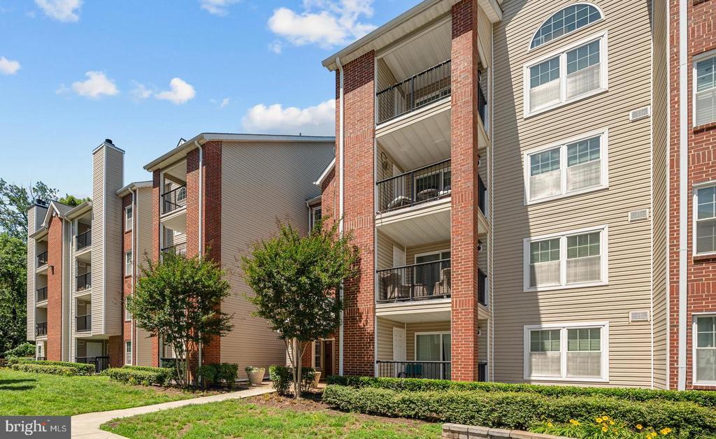 3307 WYNDHAM CIRCLE 2169