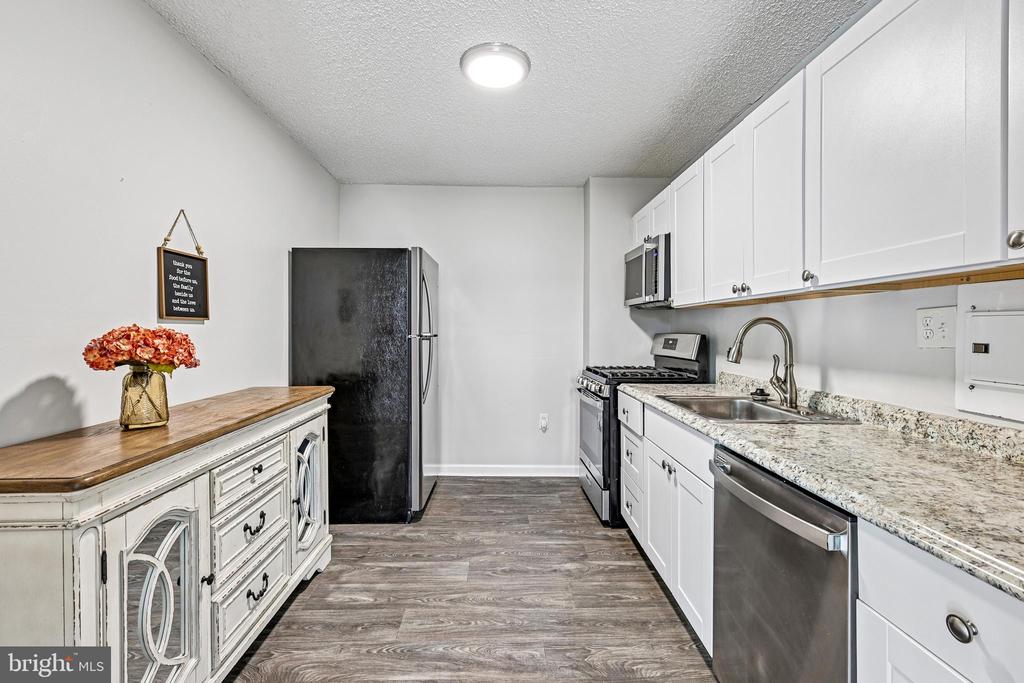 1225 MARTHA CUSTIS DRIVE 216