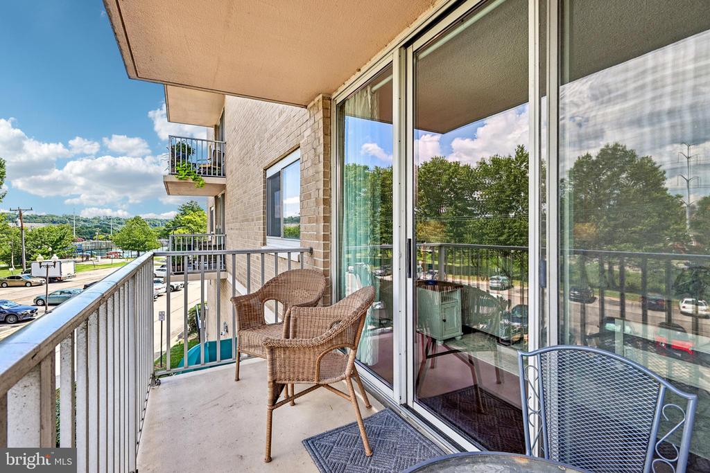 1225 MARTHA CUSTIS DRIVE 216