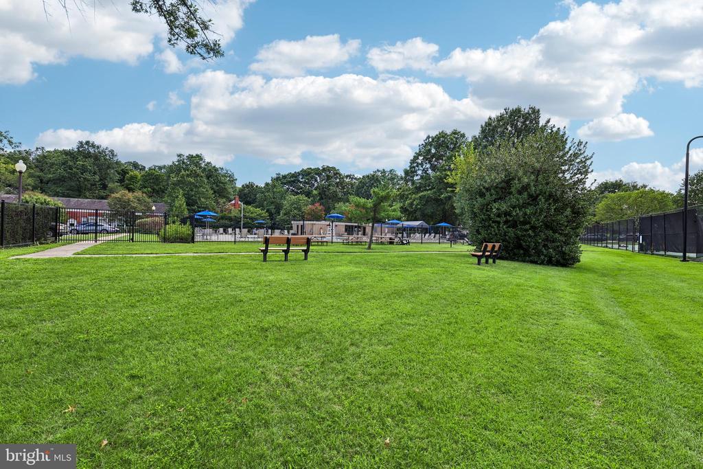1225 MARTHA CUSTIS DRIVE 216