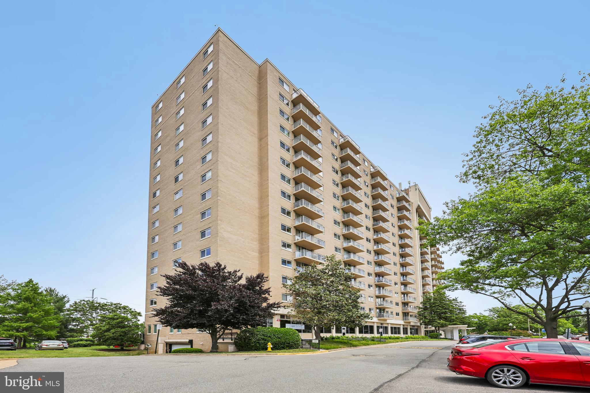 1225 MARTHA CUSTIS DRIVE 216