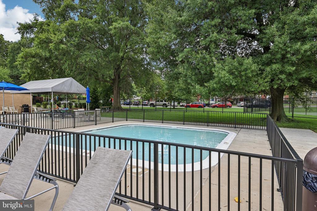 1225 MARTHA CUSTIS DRIVE 216