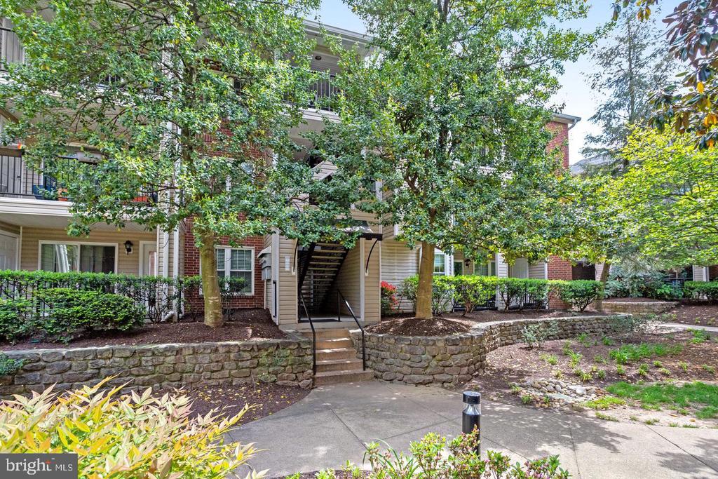 3308 WYNDHAM CIRCLE 321