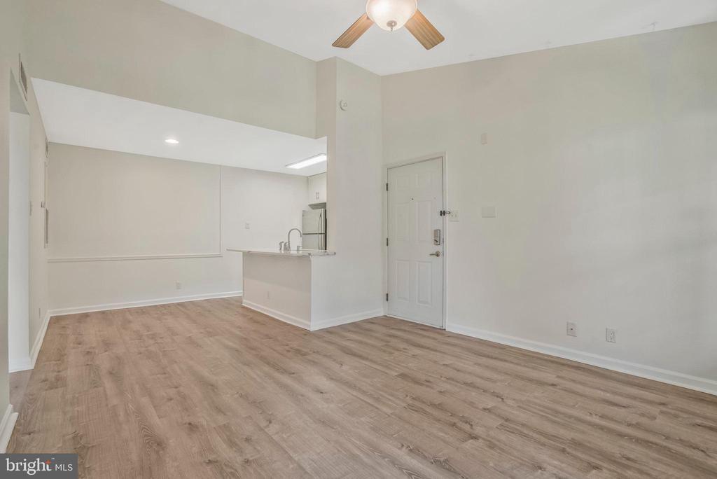 3308 WYNDHAM CIRCLE 321