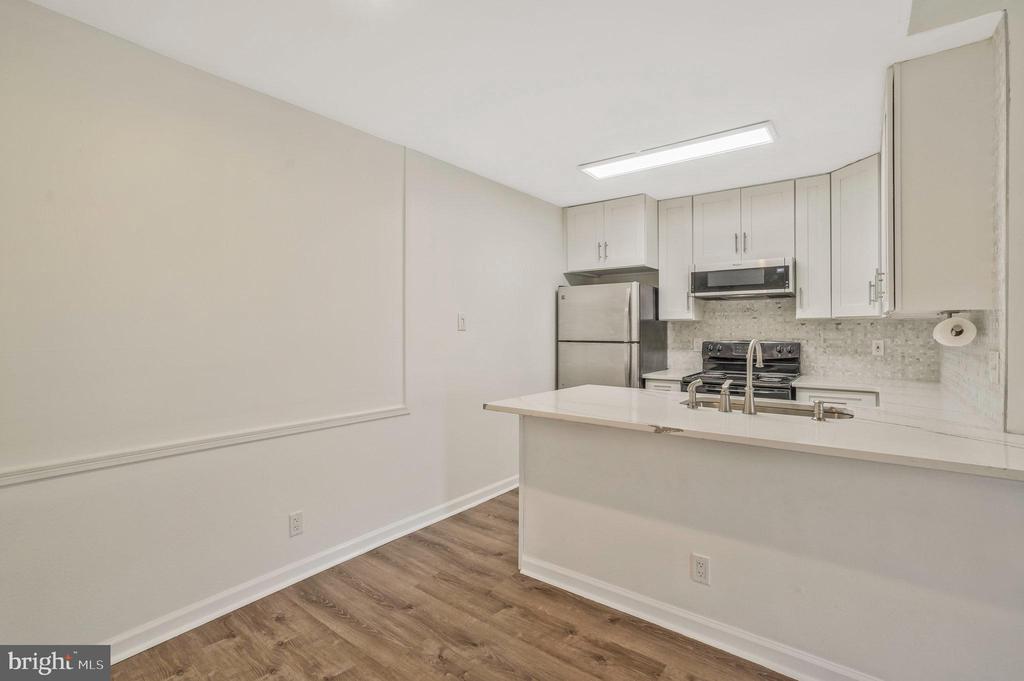 3308 WYNDHAM CIRCLE 321