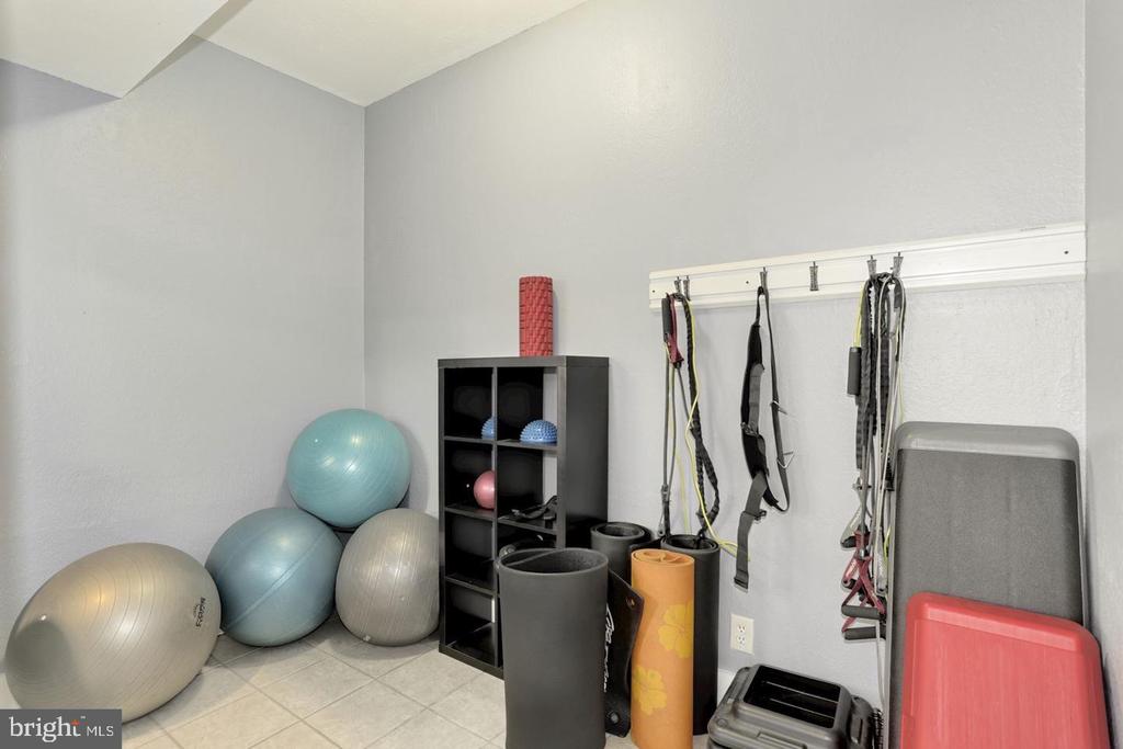 3308 WYNDHAM CIRCLE 321