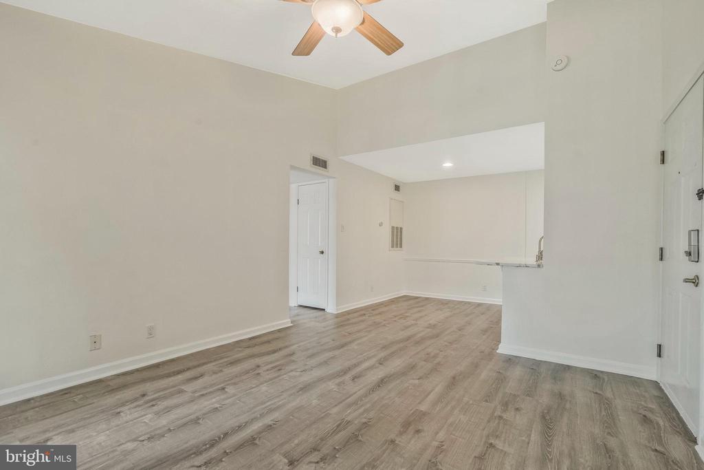 3308 WYNDHAM CIRCLE 321