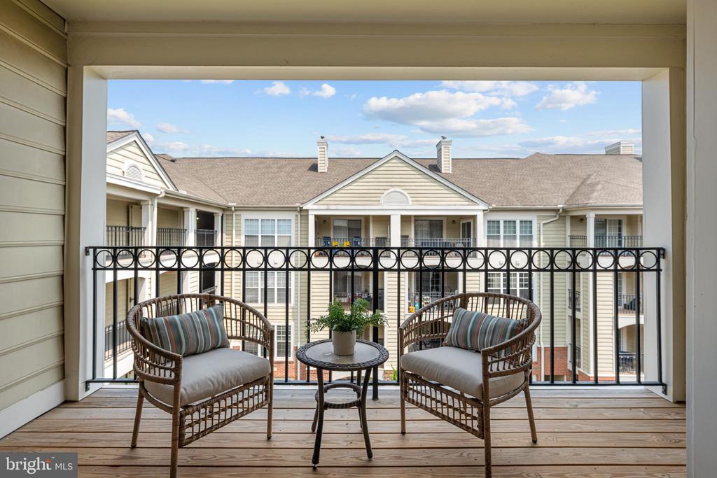 1100 QUAKER HILL DRIVE Unit: 418