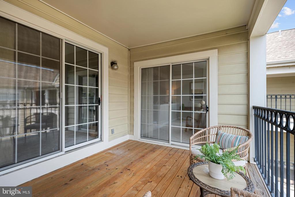1100 QUAKER HILL DRIVE Unit: 418