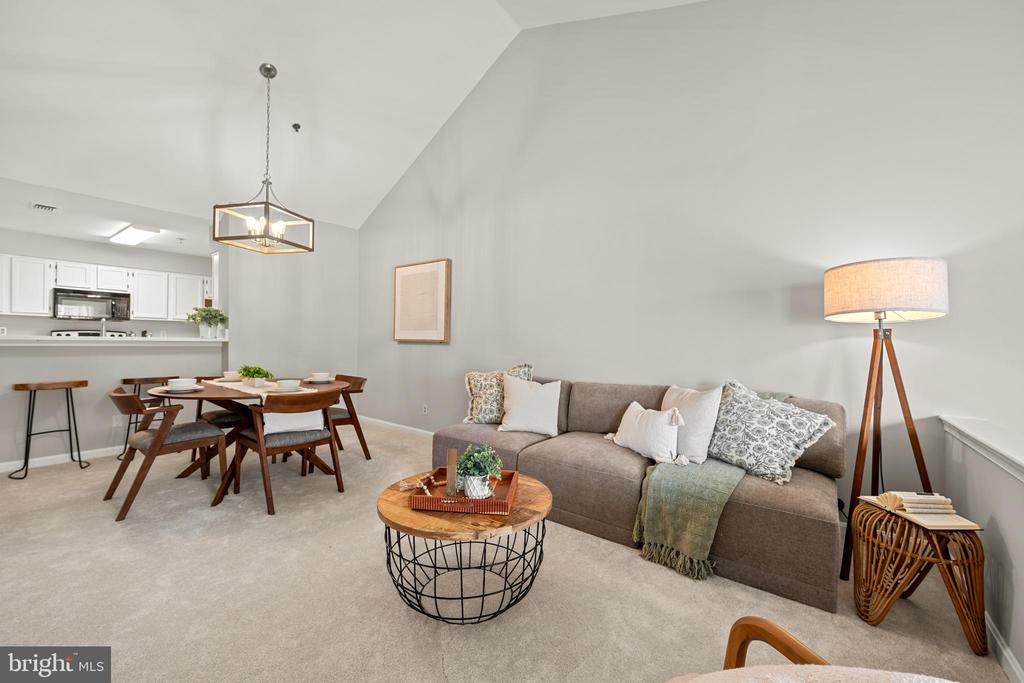 1100 QUAKER HILL DRIVE Unit: 418
