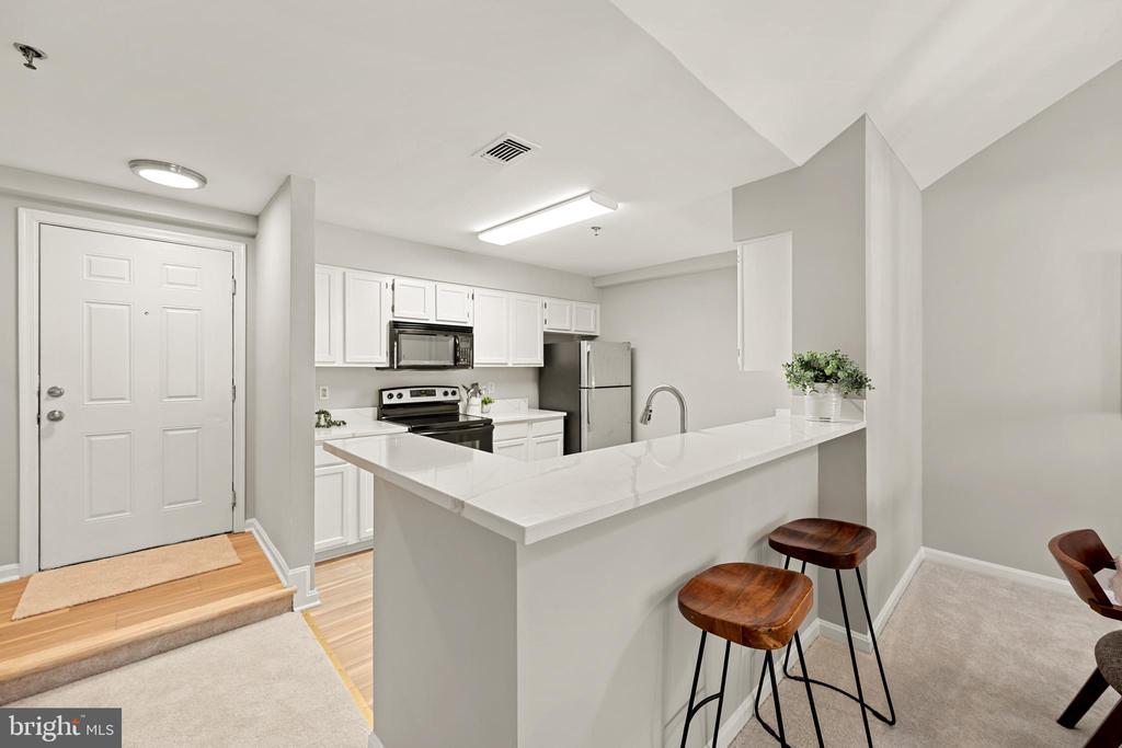 1100 QUAKER HILL DRIVE Unit: 418