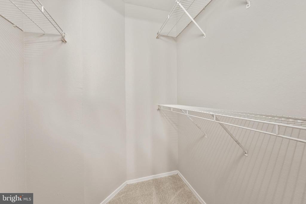 3311 WYNDHAM CIRCLE Unit: 2202