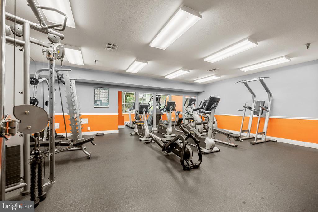 3311 WYNDHAM CIRCLE Unit: 2202