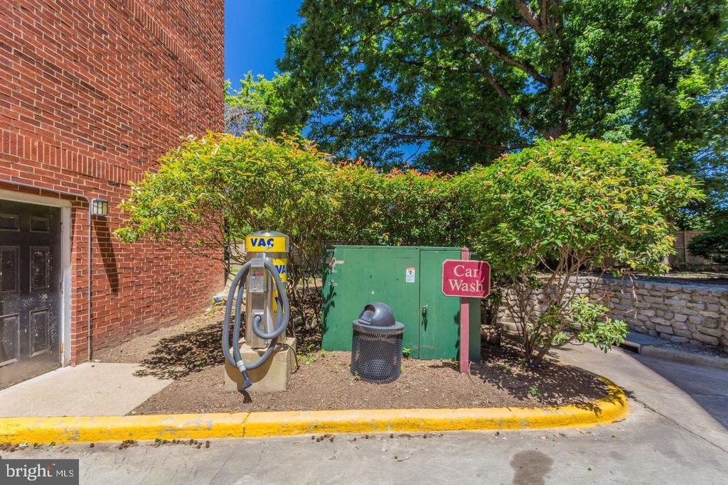 3312 WYNDHAM CIRCLE Unit: 306