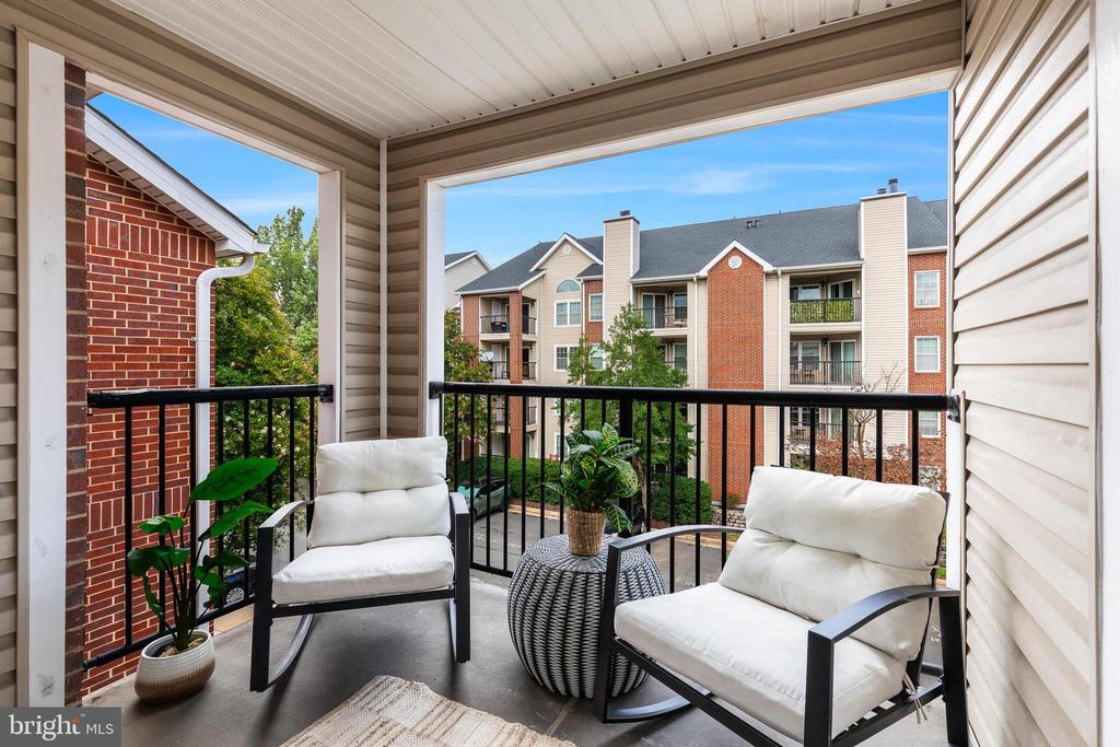 3312 WYNDHAM CIRCLE Unit: 306