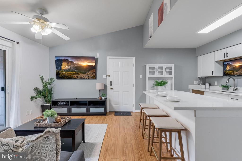 3312 WYNDHAM CIRCLE Unit: 306