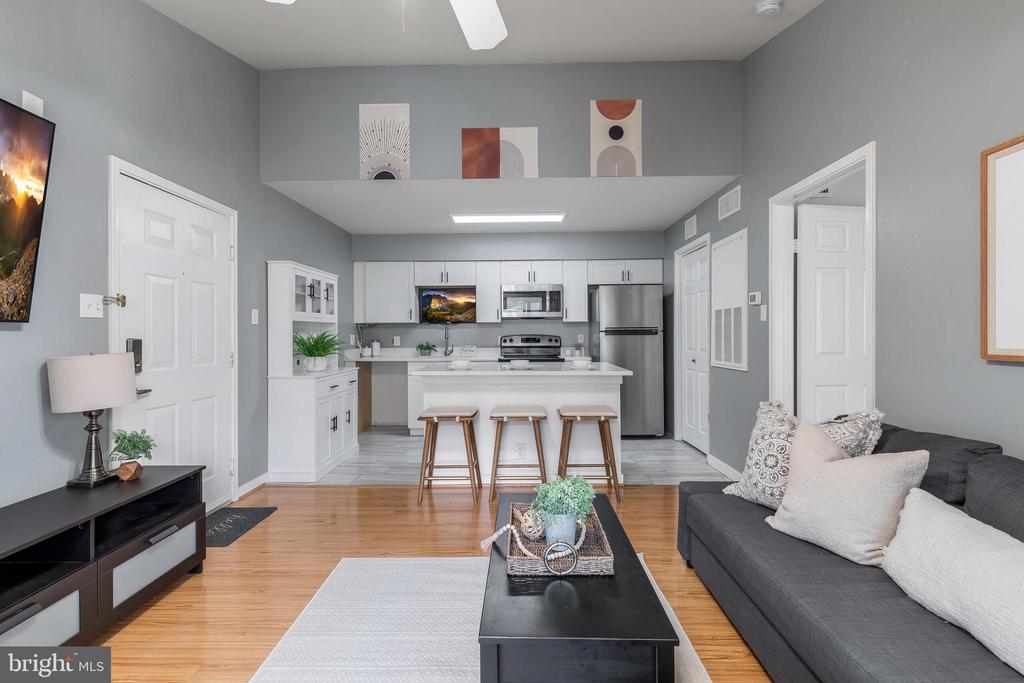 3312 WYNDHAM CIRCLE Unit: 306