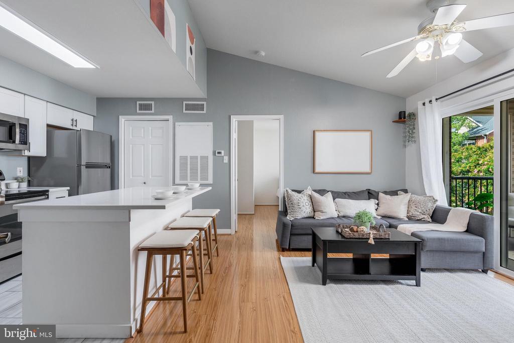 3312 WYNDHAM CIRCLE Unit: 306