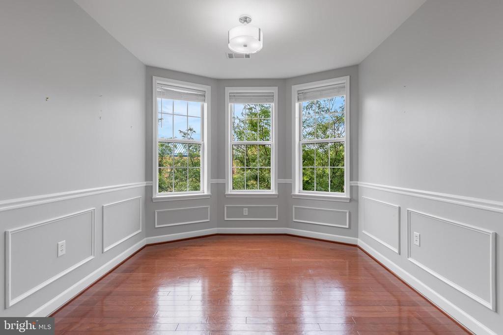 400 CAMERON STATION BOULEVARD Unit: 202