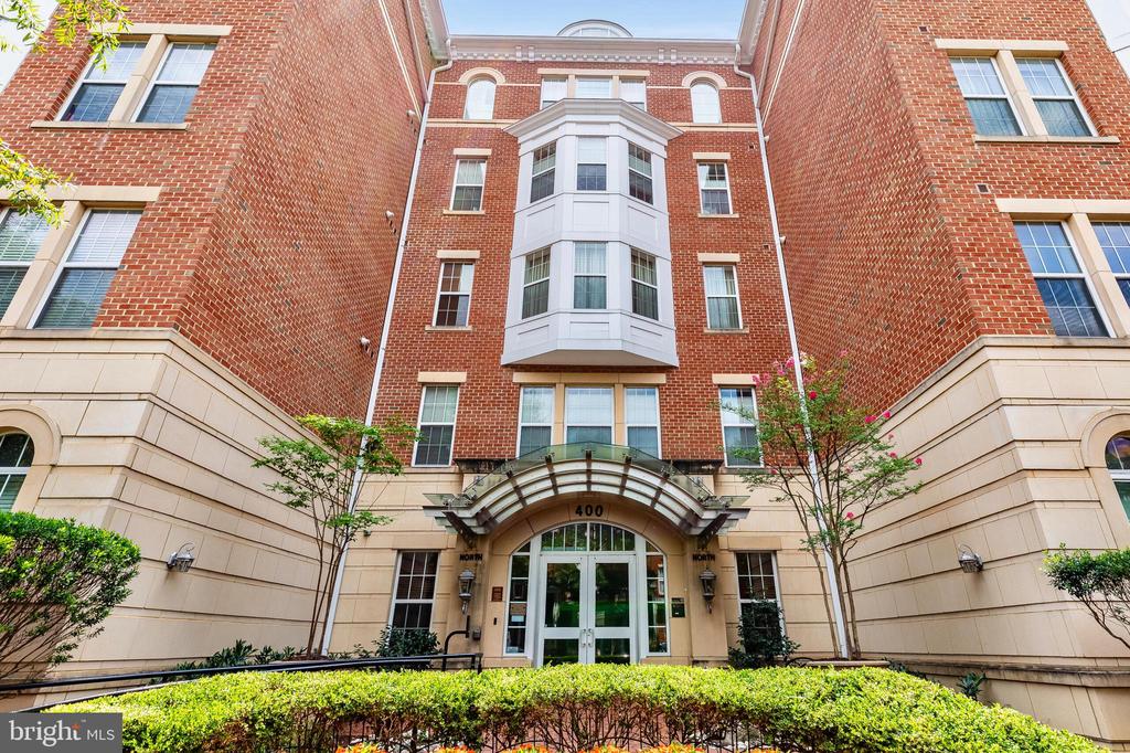 400 CAMERON STATION BOULEVARD Unit: 202